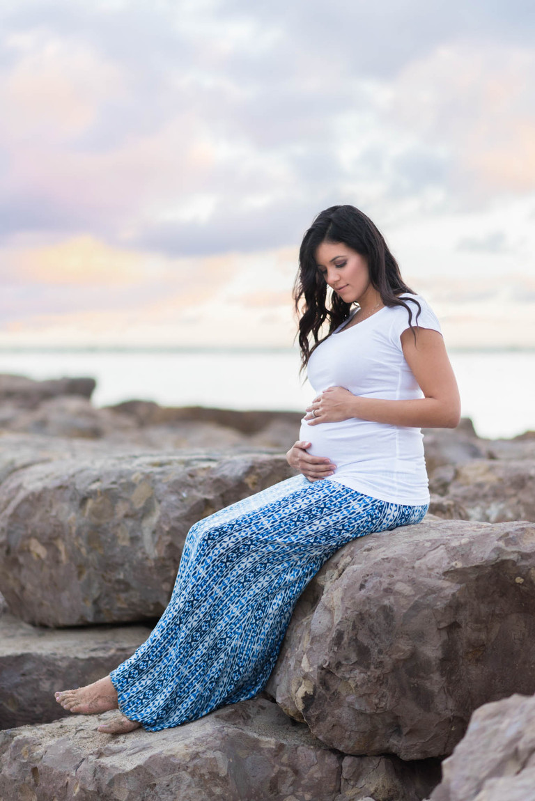 Best Oahu Maternity Photographer | Honolulu Maternity Portrait