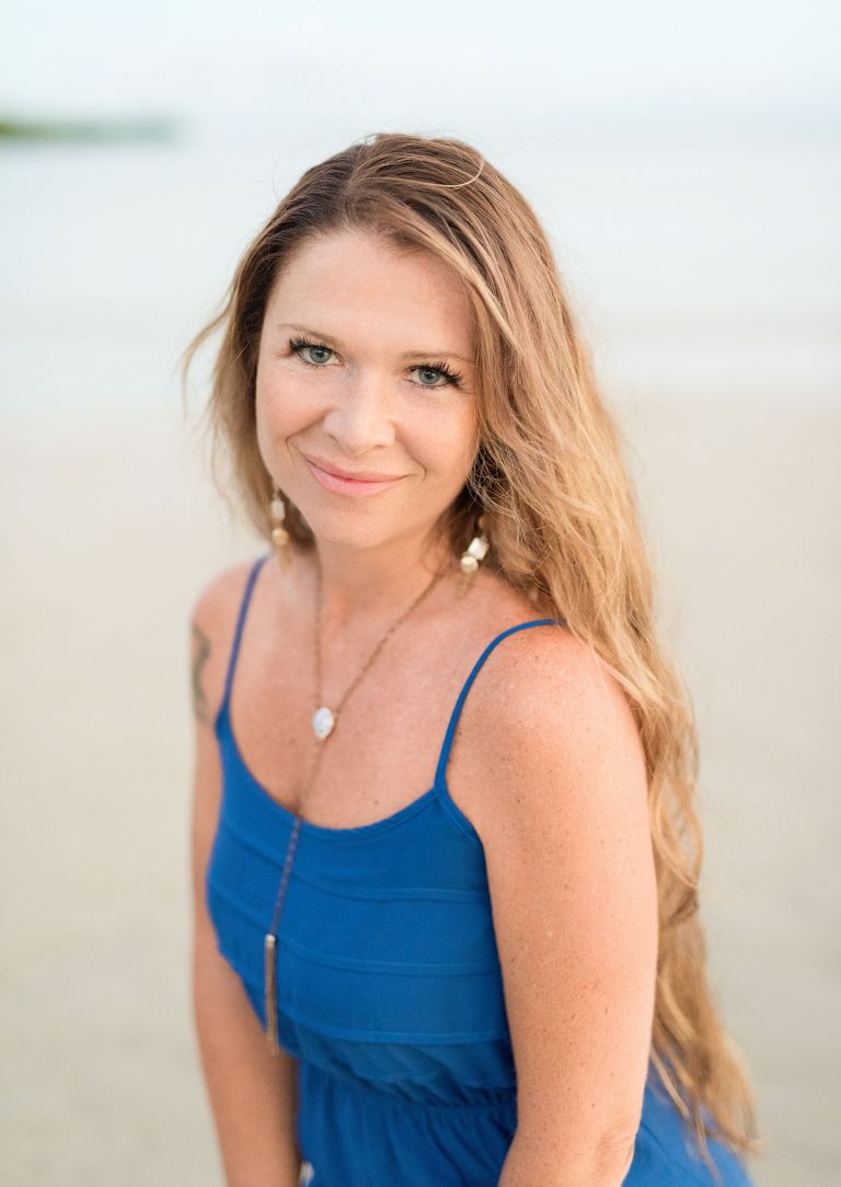 Oahu Headshot Photographer | Honolulu Branding and Business Portraits | outdoor woman